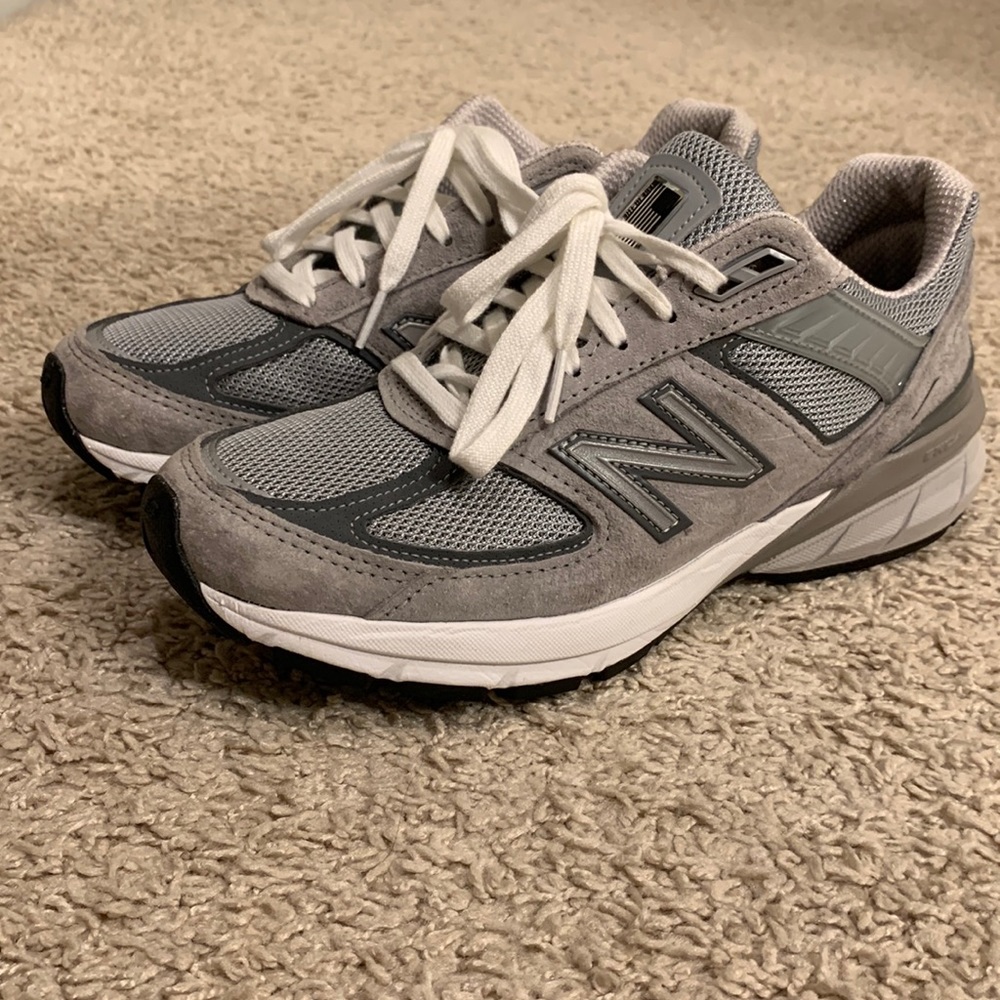 New Balance 990